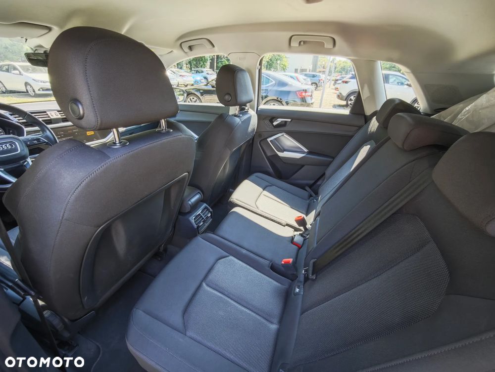 Audi Q3 40 TFSI Quattro S tronic - 10