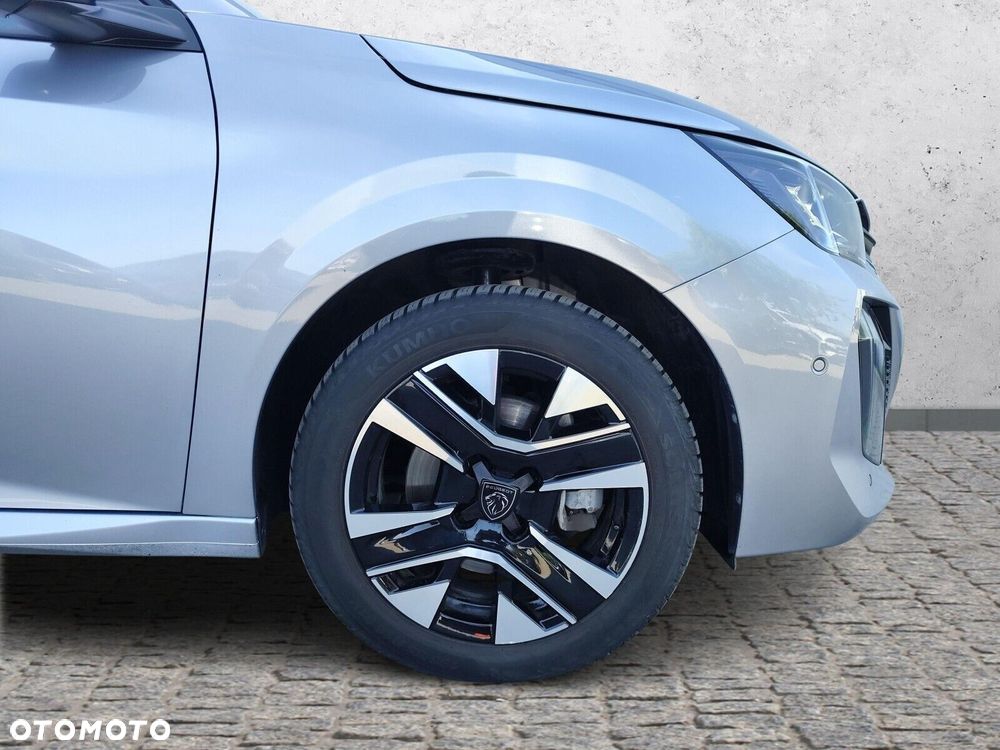 Peugeot 208 - 29