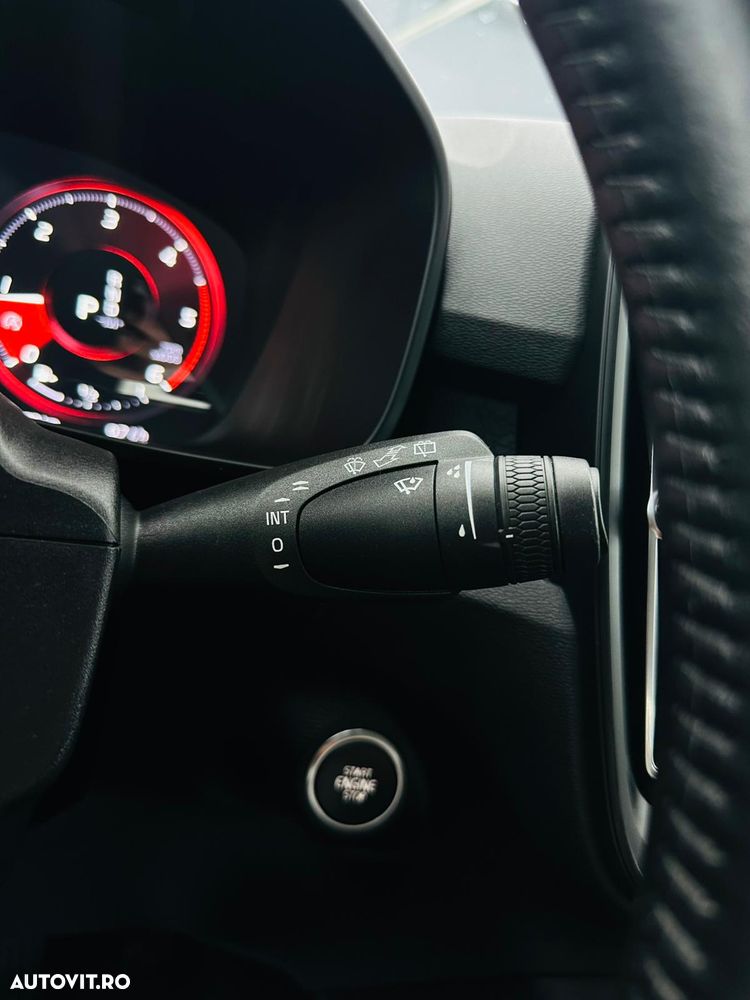 Volvo XC 40 D3 Momentum Pro - 29