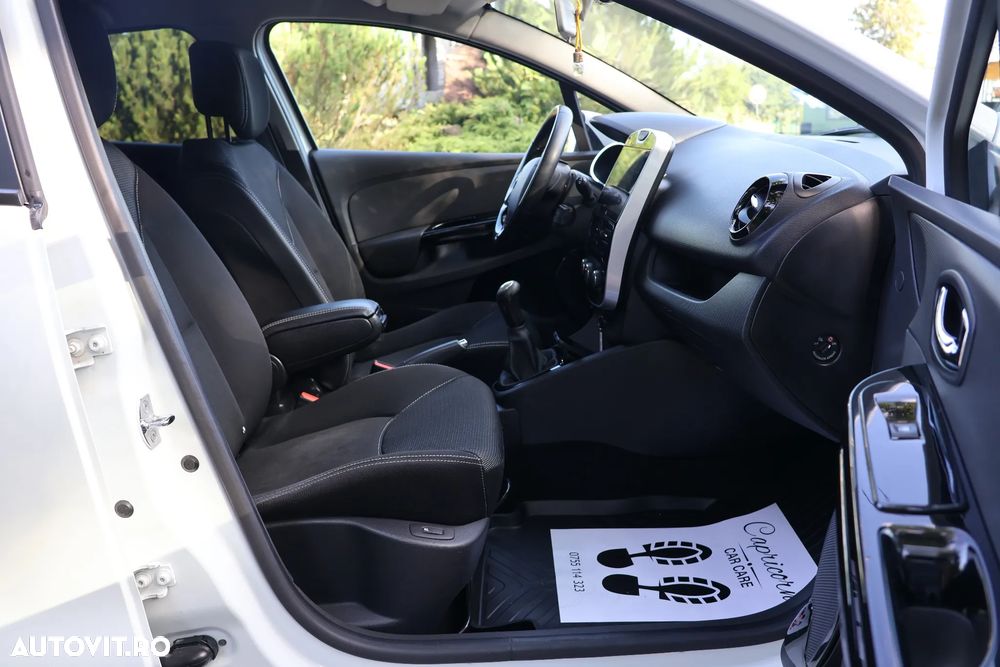 Renault Clio 1.2 16V 75 Dynamique - 13