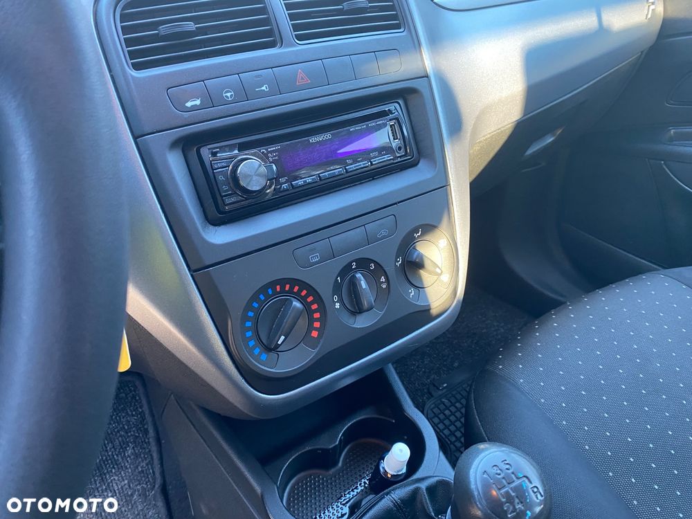 Fiat Punto 1.2 8V Active - 14