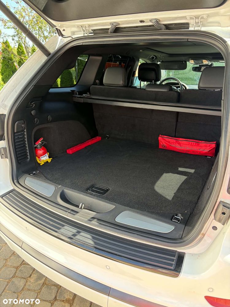 Jeep Grand Cherokee - 17
