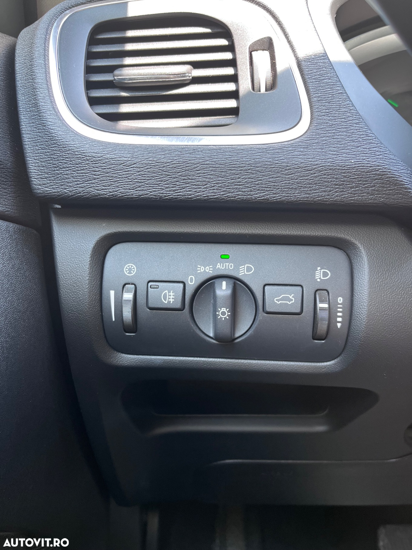 Volvo V40 D2 Aut. Basic - 16