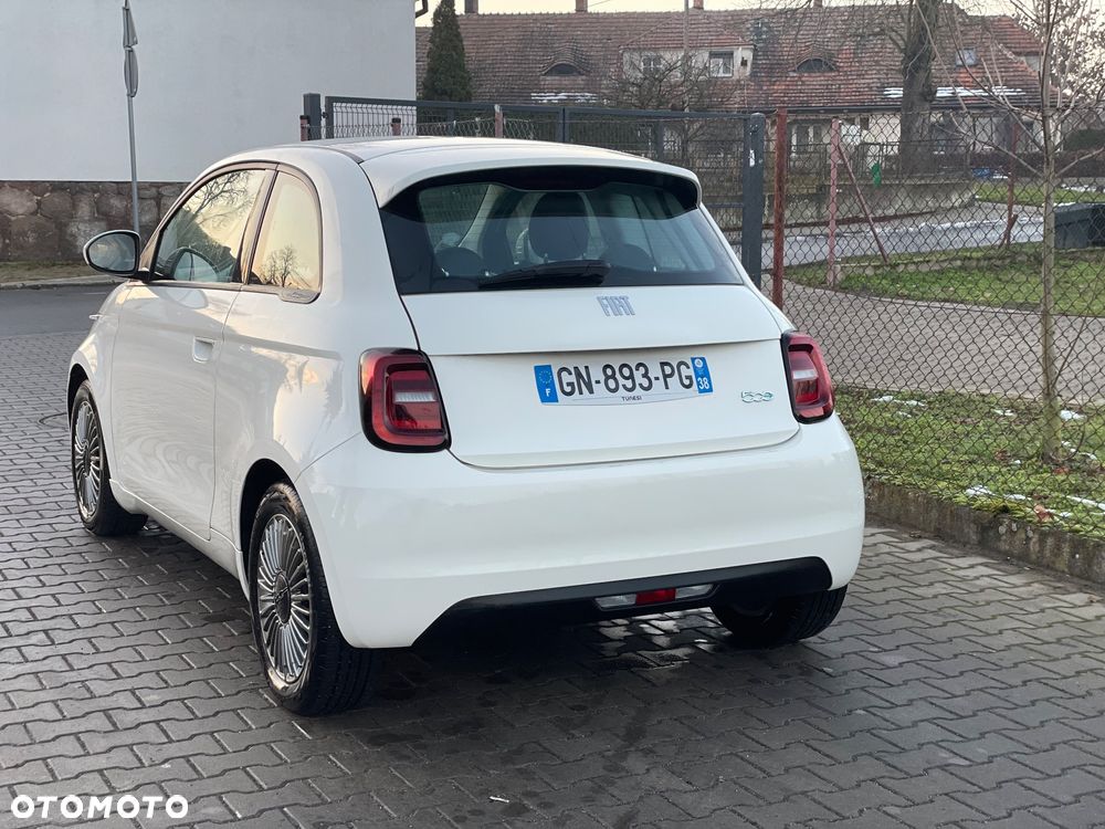 Fiat 500e 42kWh ICON - 6