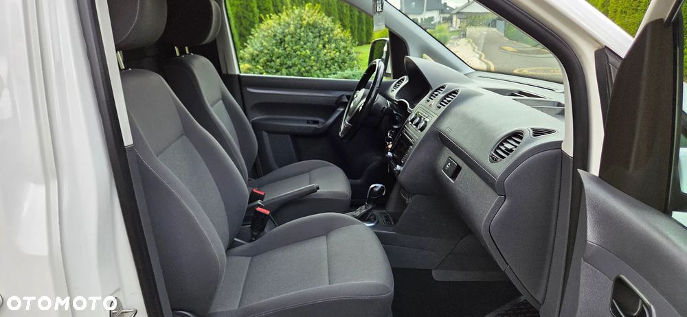 Volkswagen Caddy Maxi - 9