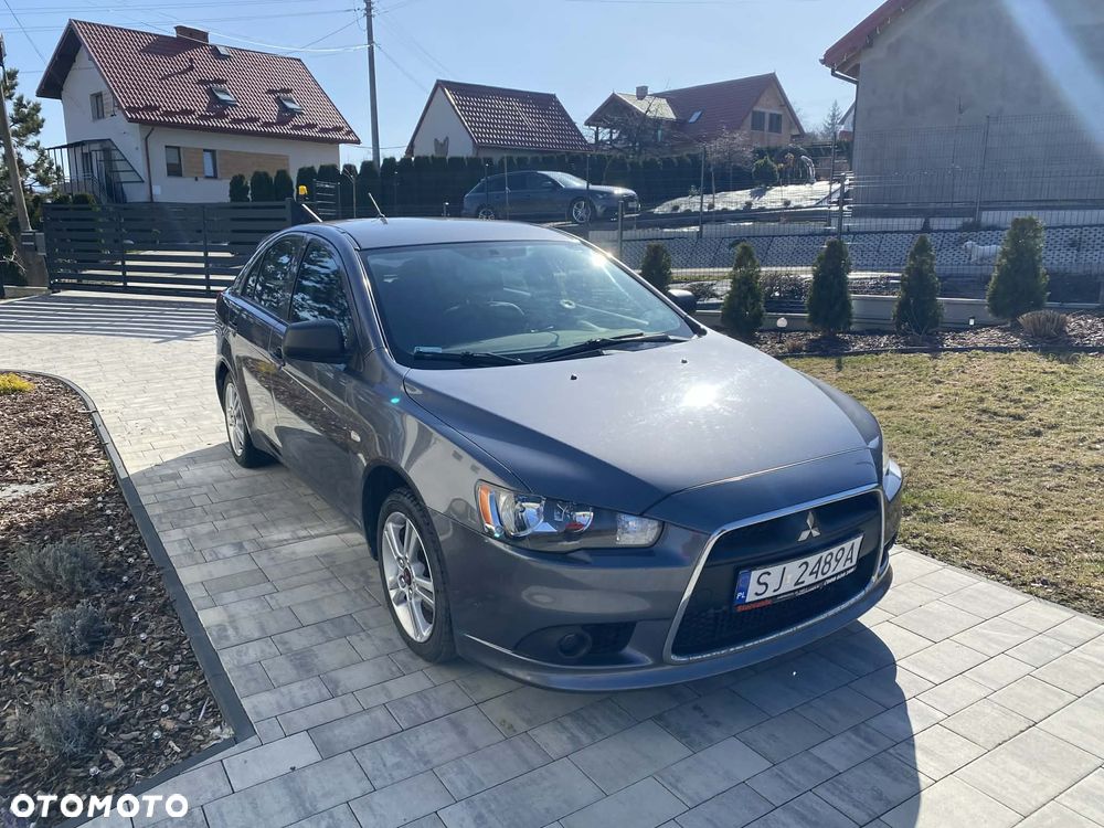 Mitsubishi Lancer 1.8 Inform LPG - 2