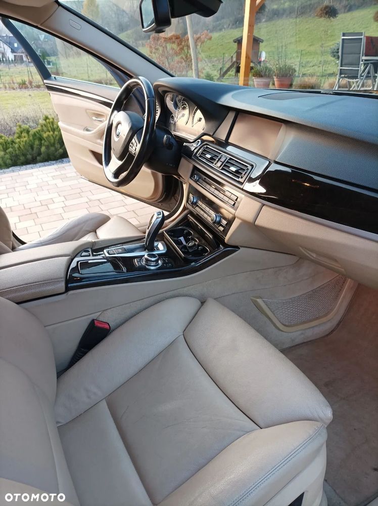 BMW Seria 5 530d xDrive - 21