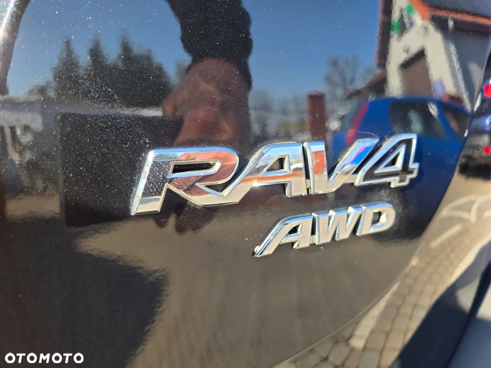 Toyota RAV4 2.2 D-4D Premium - 12