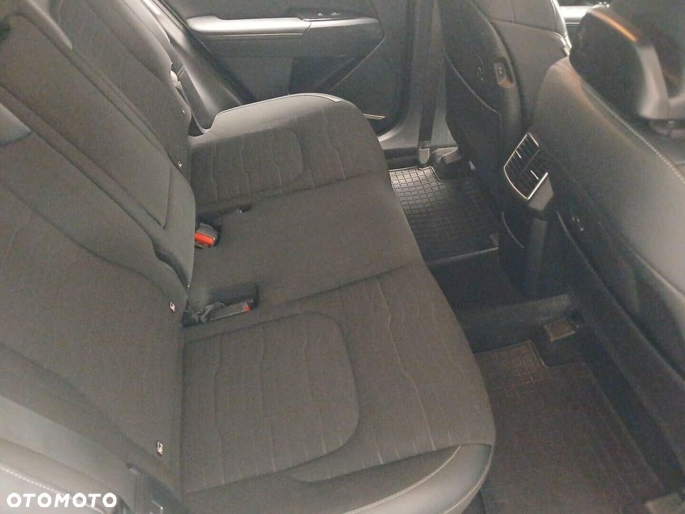 Kia Sportage 1.6 T-GDI MHEV Business Line 4WD DCT - 25