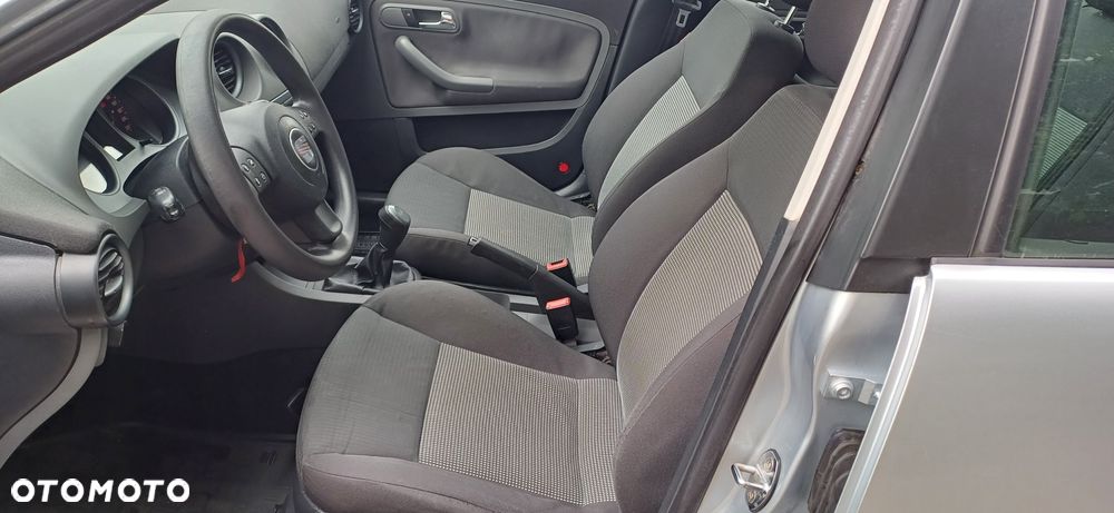 Seat Ibiza 1.4 16V Sport Edition - 10