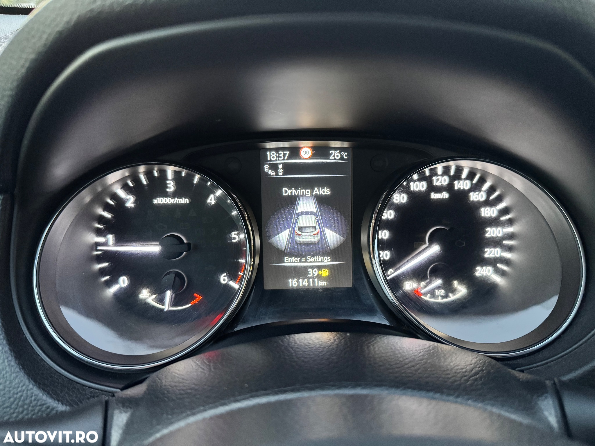 Nissan Qashqai 1.6 DCI TEKNA - 25