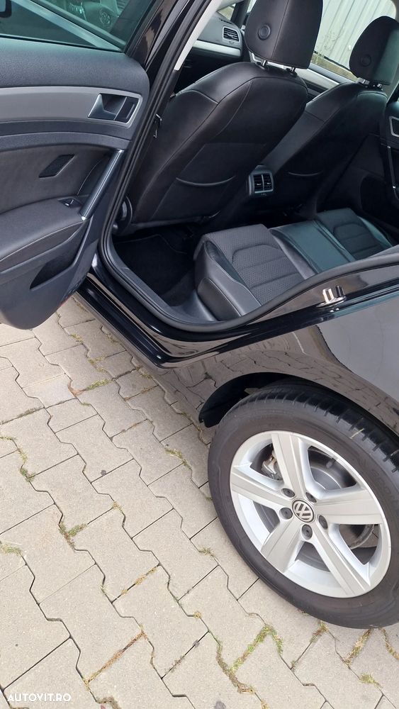 Volkswagen Golf - 21