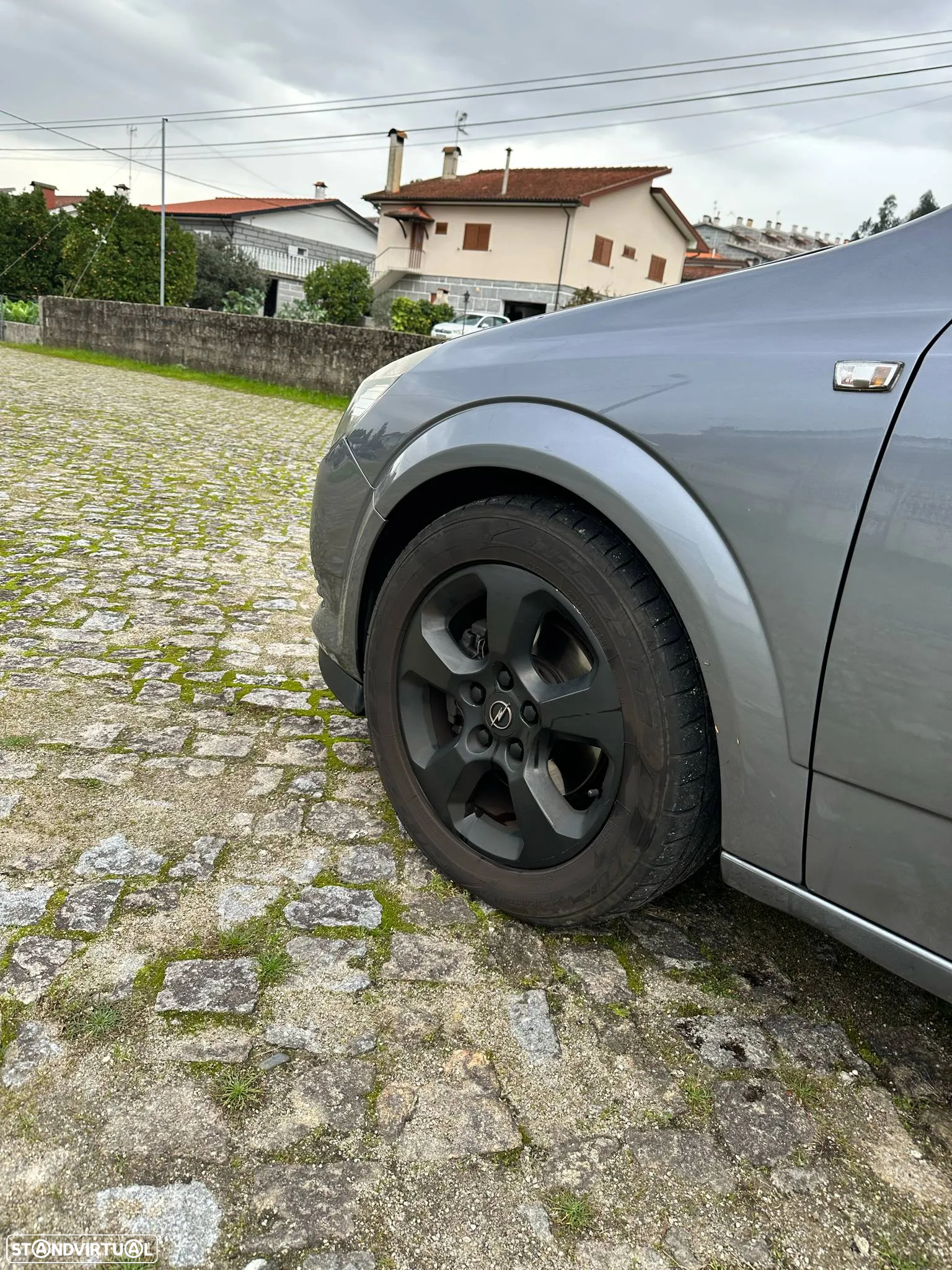 Opel Astra GTC 1.7 CDTi - 11