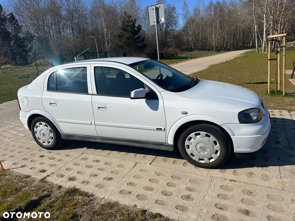 Opel Astra 1.7 DTI - 1