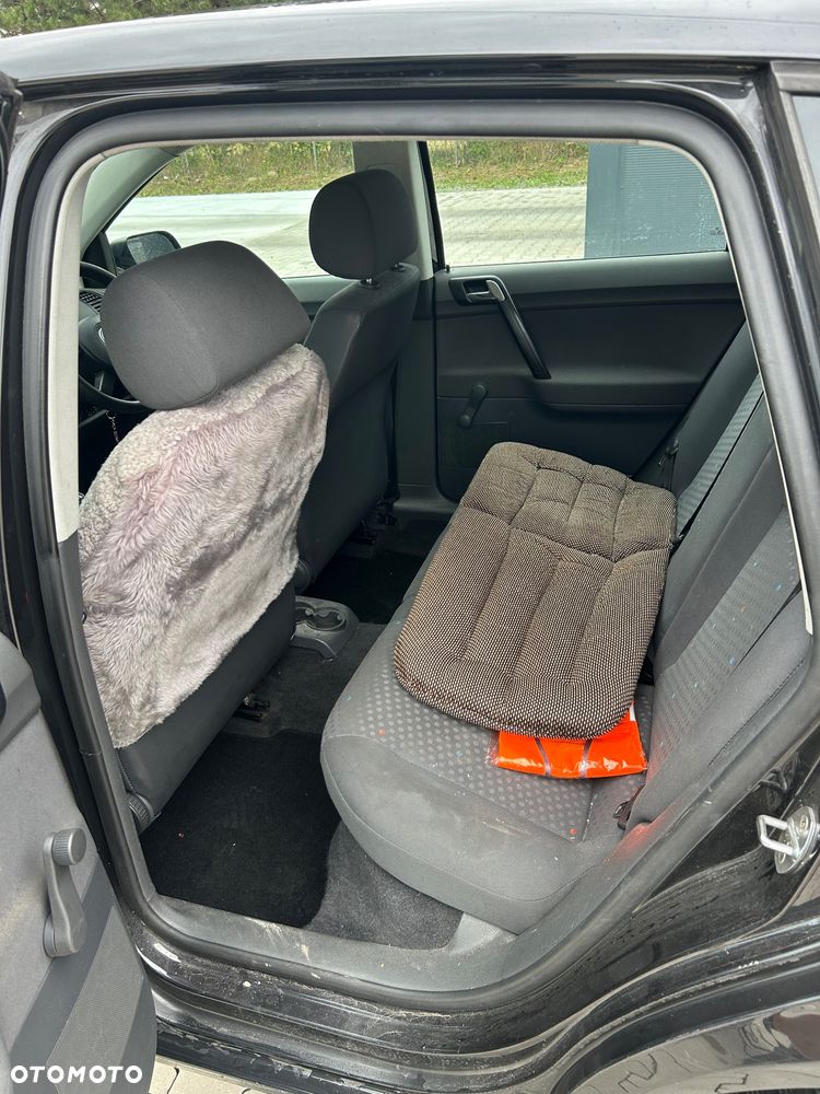 Volkswagen Polo 1.9 SDI Trendline - 10