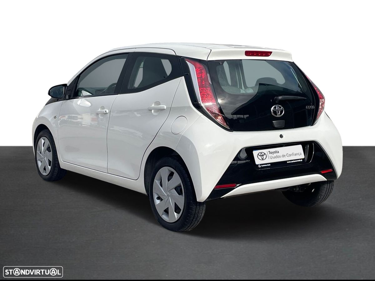 Toyota Aygo 1.0 X-Play+AC+X-Touch - 2