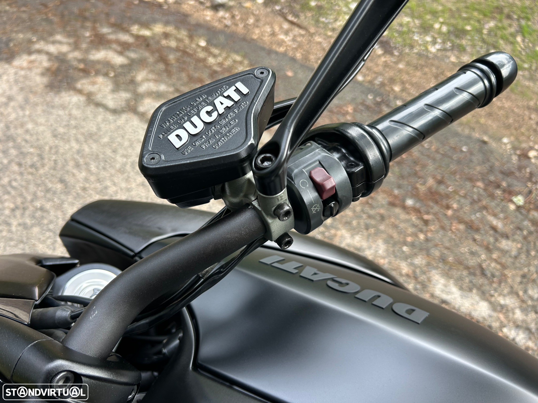 Ducati Diavel 1200 Dark - 21