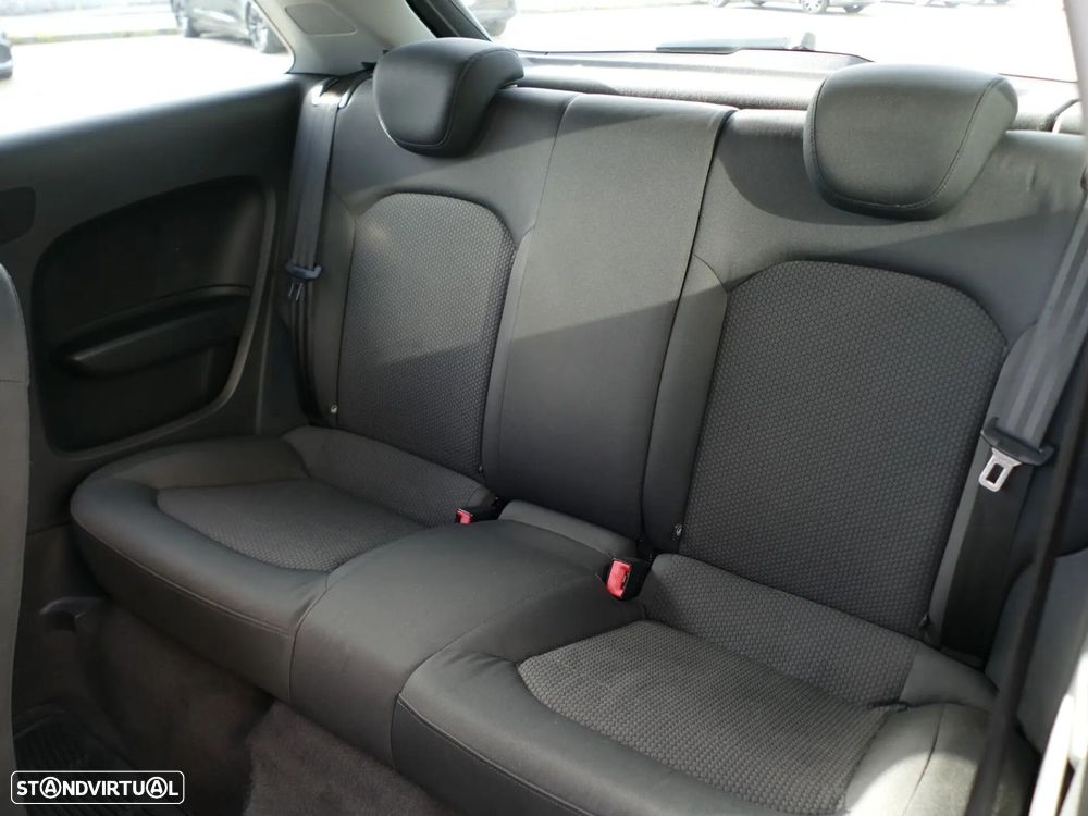 Audi A1 1.6 TDI Advance - 31