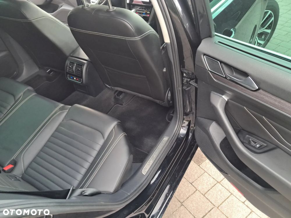 Volkswagen Passat 2.0 TDI 4Mot Elegance DSG - 18