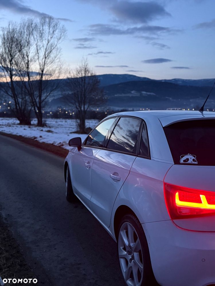 Audi A1 Sportback 1.6 TDI Attraction - 5