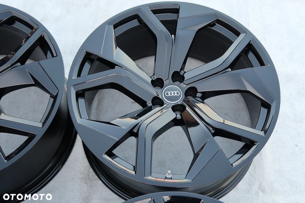 Audi RSQ8 Felgi Aluminiowe 4M860125AP - 5