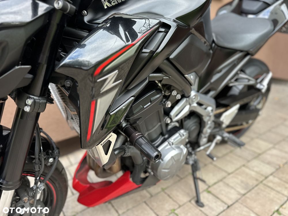 Kawasaki Z 900 - 21