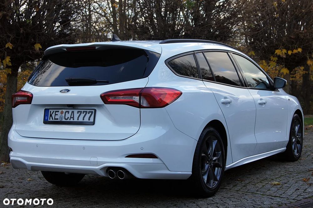 Ford Focus Turnier 1.5 EcoBlue Start-Stopp-System ST-LINE DESIGN - 15
