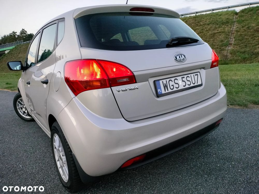 Kia Venga 1.4 CVVT Vision - 19