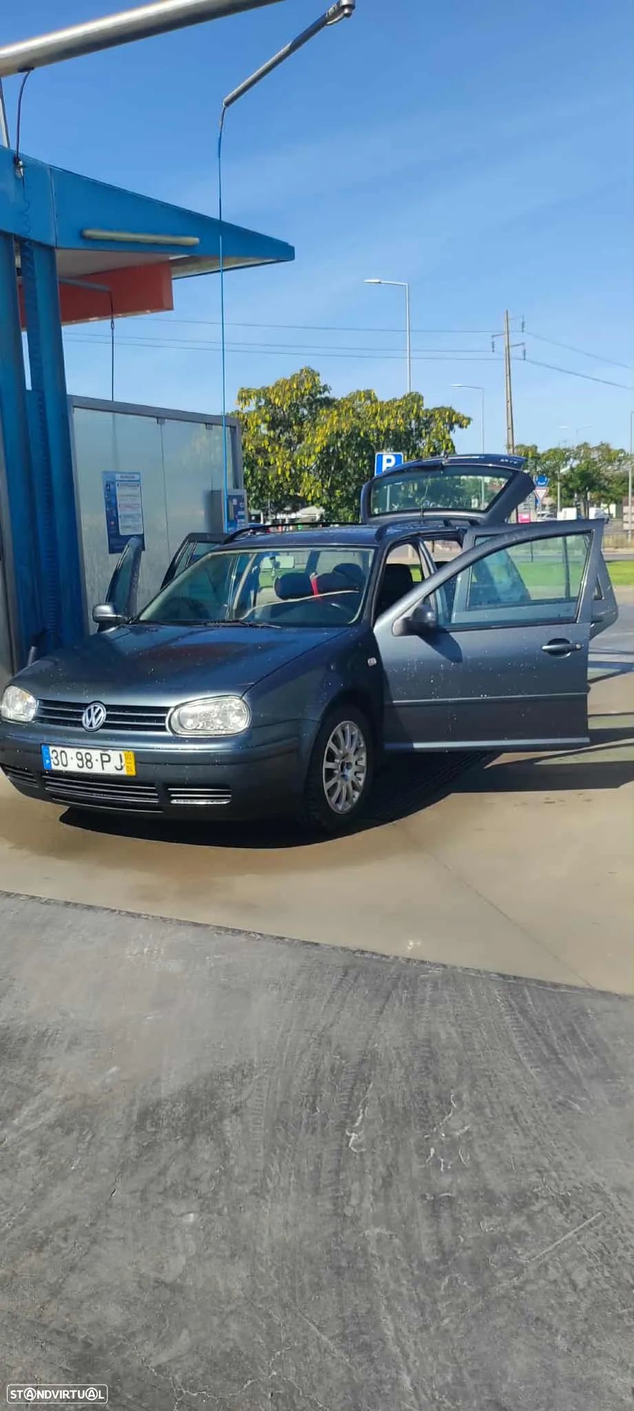 VW Golf Variant 1.6 Highline - 1