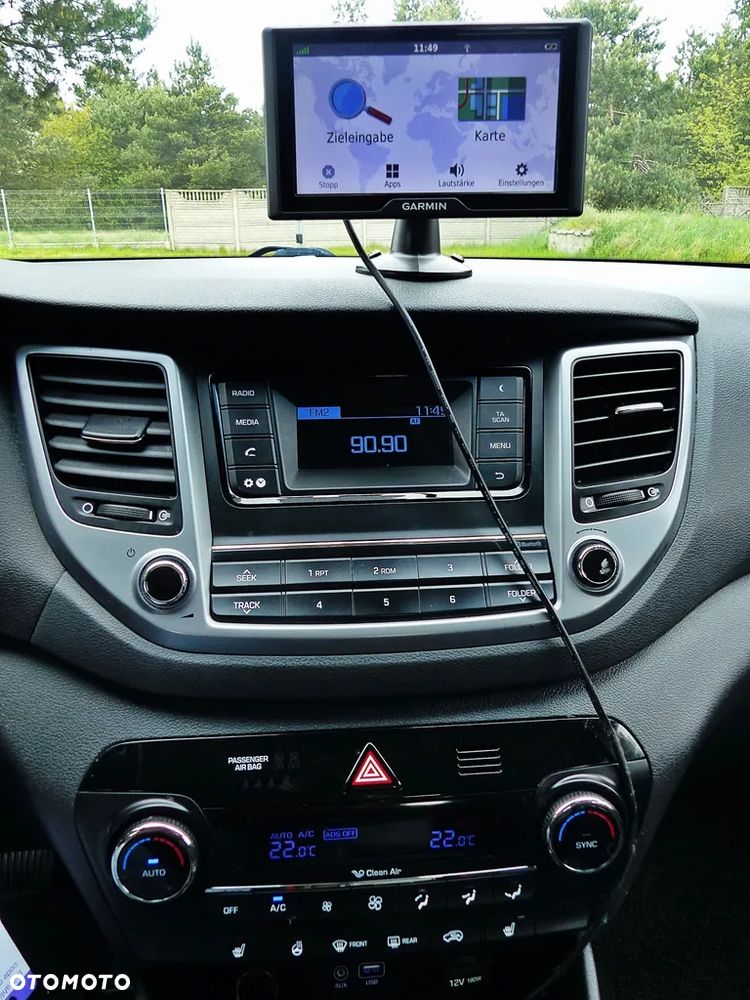 Hyundai Tucson 2.0 CRDi 4WD Automatik Advantage - 32
