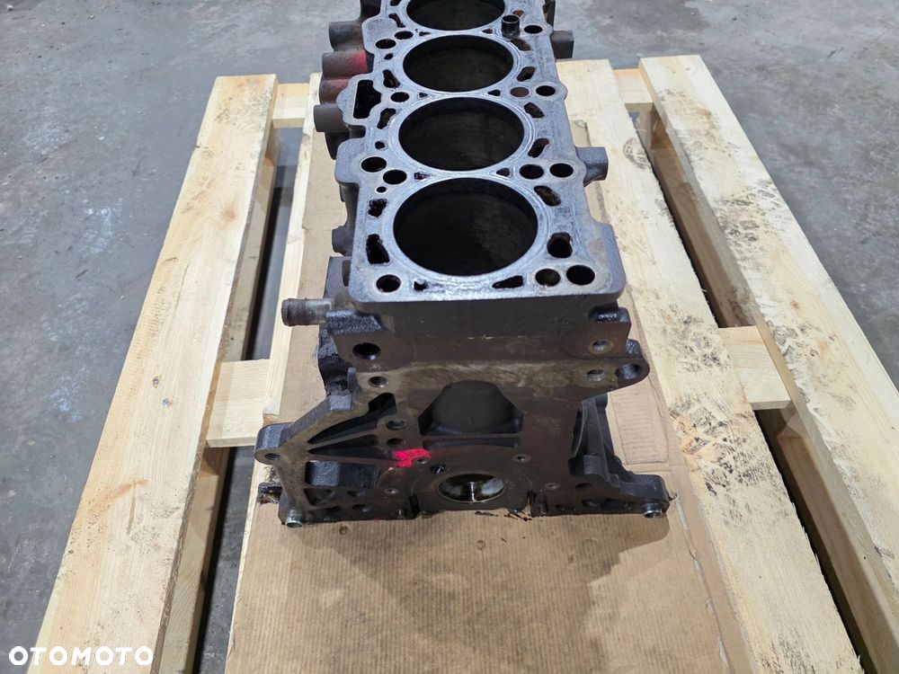 BLOK SILNIKA AUDI VOLKSWAGEN SEAT SKODA 2.0 TDI CBA 1/26 - 2
