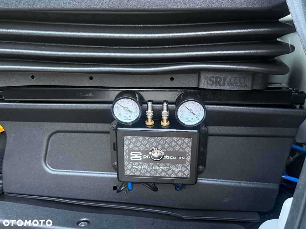 Iveco DAILY 50-180 180KM *CHŁODNIA Carrier   / 10E.Palet/Winda 1000KG Udźwigu! Resor+Poduszka! Chłodzenie+Grzanie Salon Polska !!! - 32