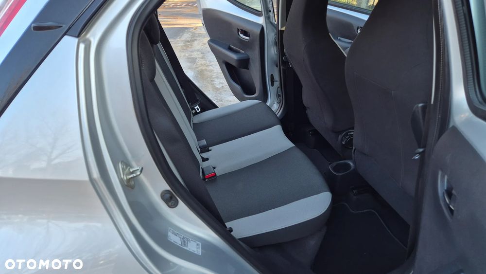 Toyota Aygo x-play - 14