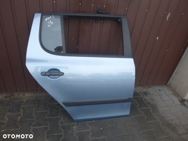 DRZWI PRAWY TYŁ PRAWE TYLNE SKODA FABIA II HB KOMPLETNE KOLOR 9154 07- - 13