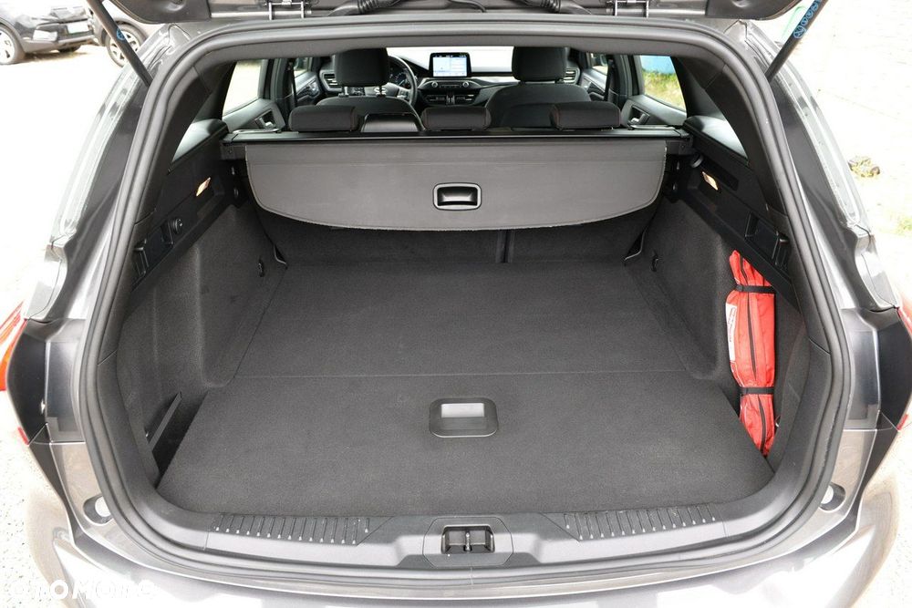 Ford Focus 1.5 EcoBlue Start-Stopp-System ST-LINE - 18