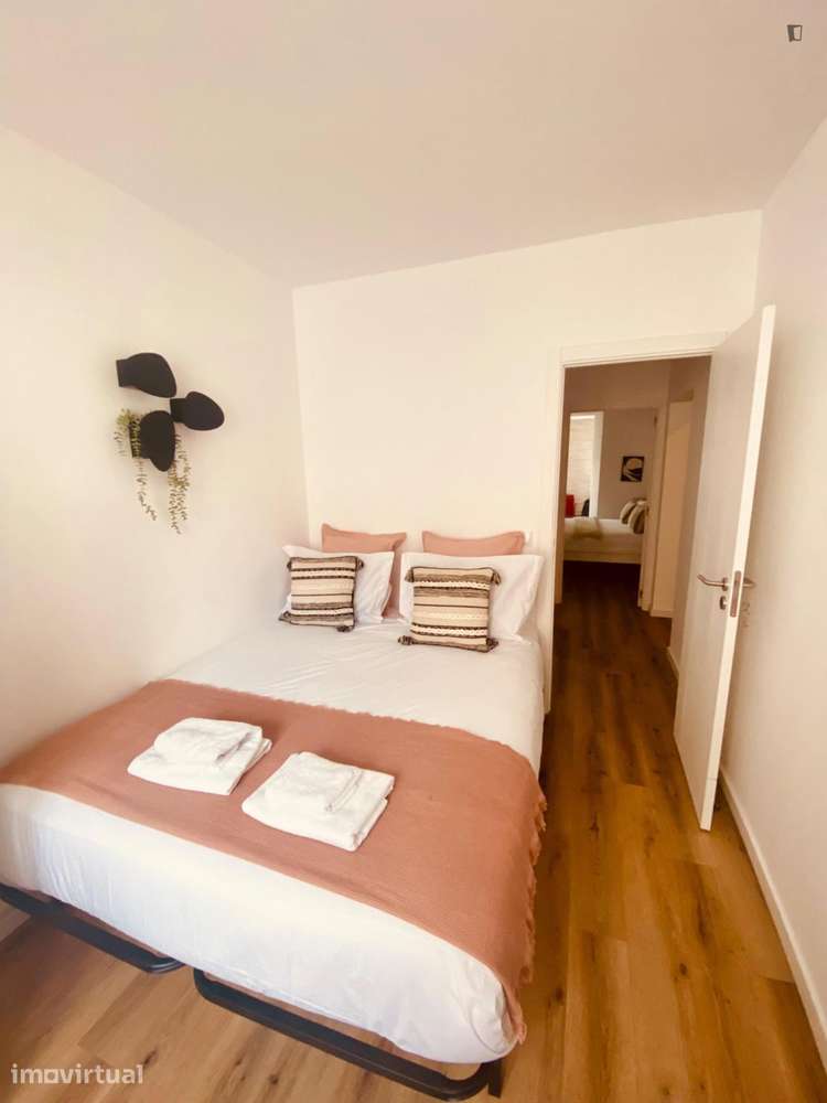 Quarto - localizado em Campolide Lisbon - Grande imagem: 2/8