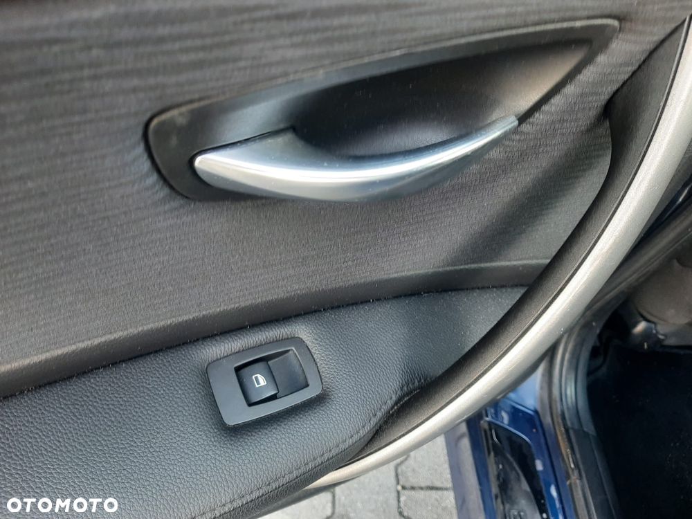 BMW Seria 1 116d EfficientDynamics Edition - 25