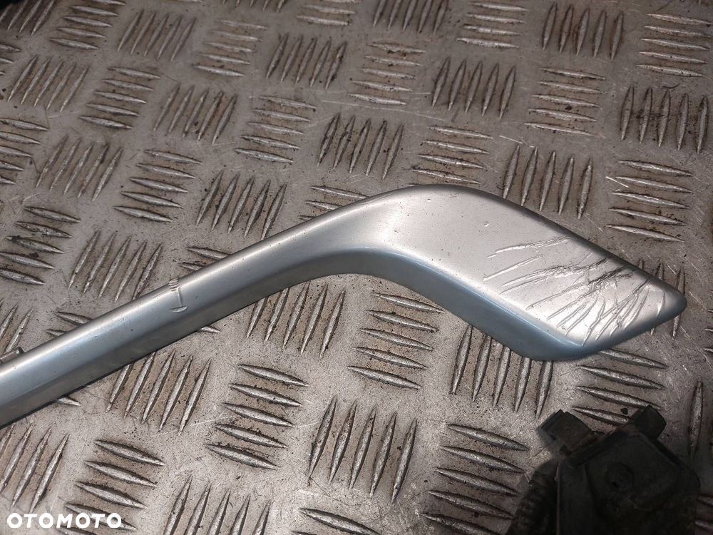 KRATKA ZDERZAKA PRZÓD ŚRODKOWA VOLVO XC60 I 31290429 30763423 - 3
