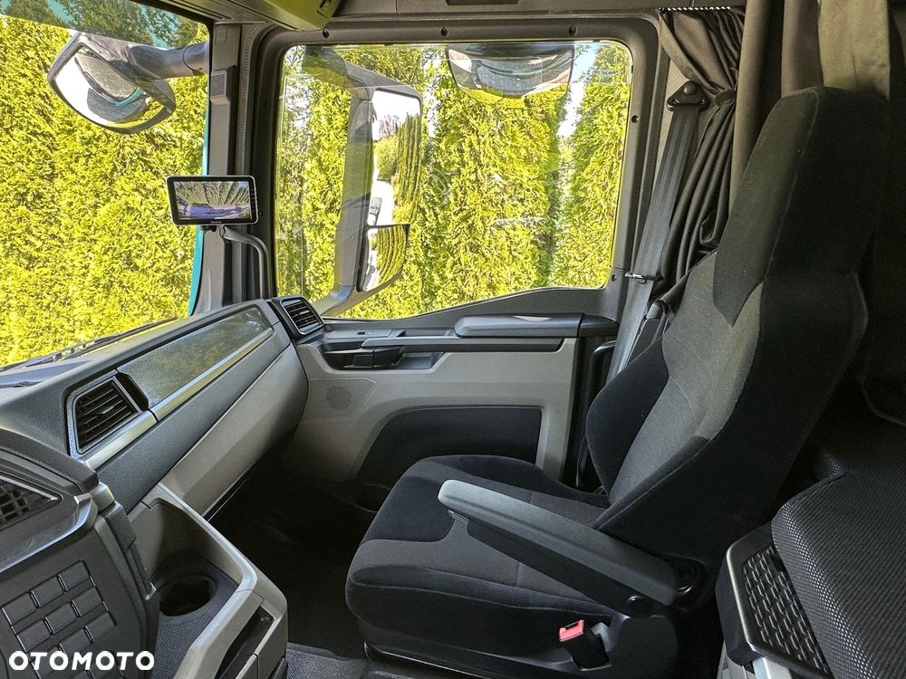 MAN / TGS / 18.510 / 4x4 / STAŁY NAPĘD + REDUKTOR  / ALLROAD / - 32