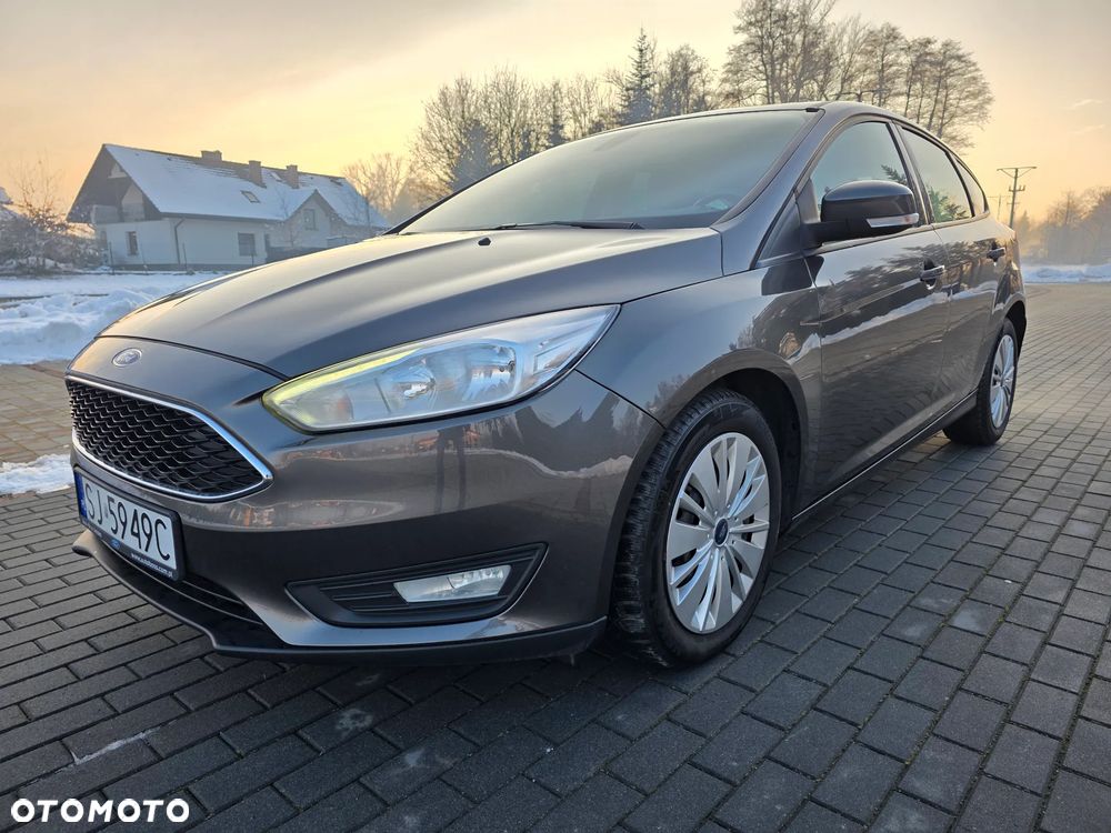 Ford Focus 1.6 SYNC Edition - 4