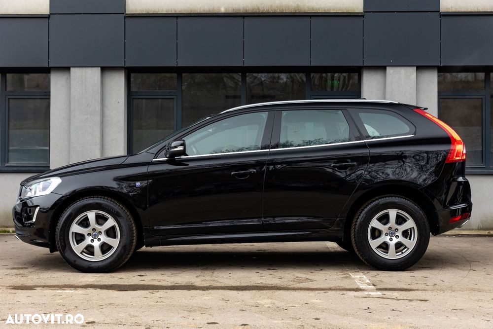 Volvo XC 60 D4 Geartronic Summum - 16