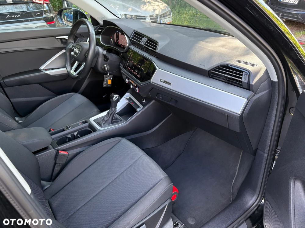 Audi Q3 35 TFSI Advanced S tronic - 16