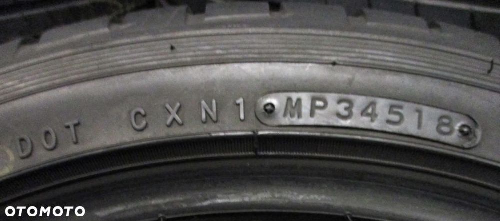 OPONY 235 40 19 96W TOYO - ZIMA - 5