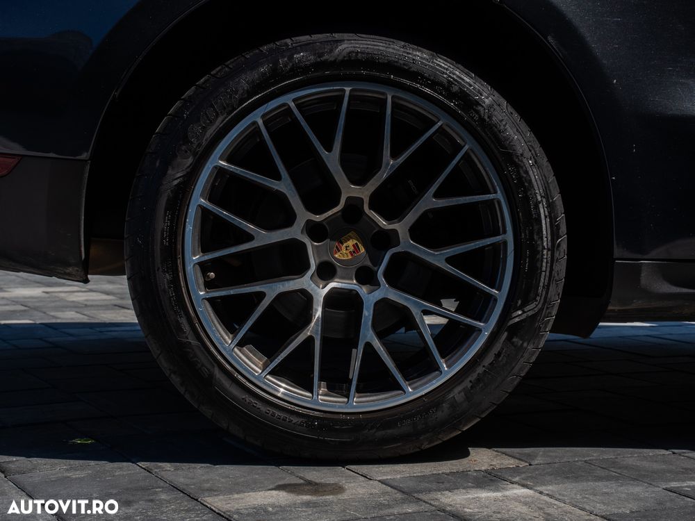 Porsche Macan - 17