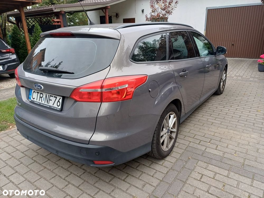 Ford Focus 1.6 Trend PowerShift - 7