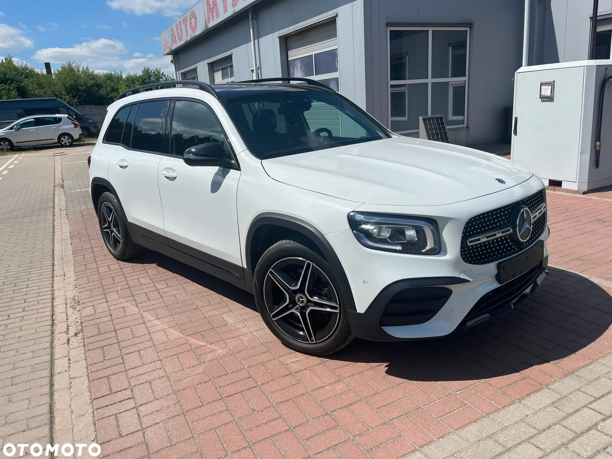 Mercedes-Benz GLB 180 d AMG Line 8G-DCT - 4