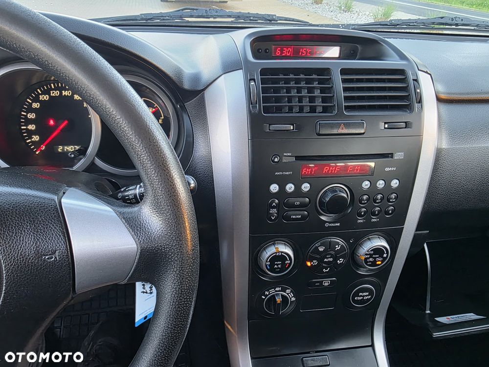 Suzuki Grand Vitara - 20