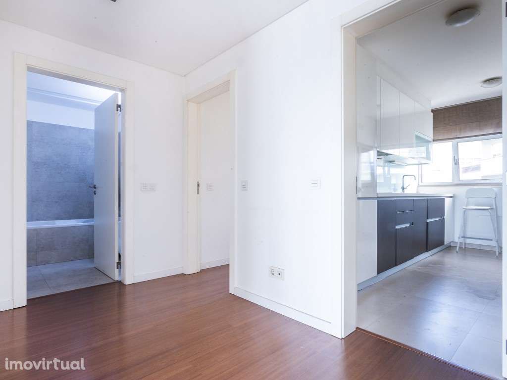 Apatamento T1 em Algés - Grande imagem: 5/22