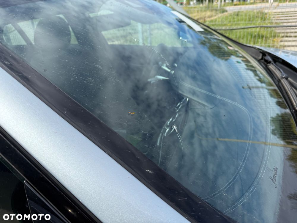 Mercedes-Benz Klasa E - 21