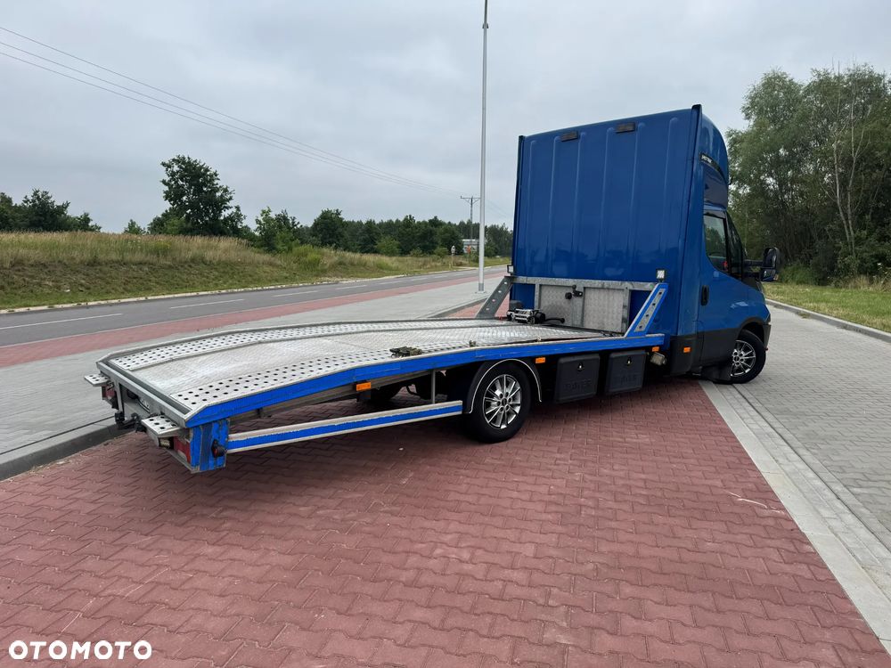 Iveco DAILY - 18